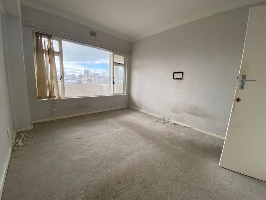 1 Bedroom Property for Sale in Sea Point Western Cape